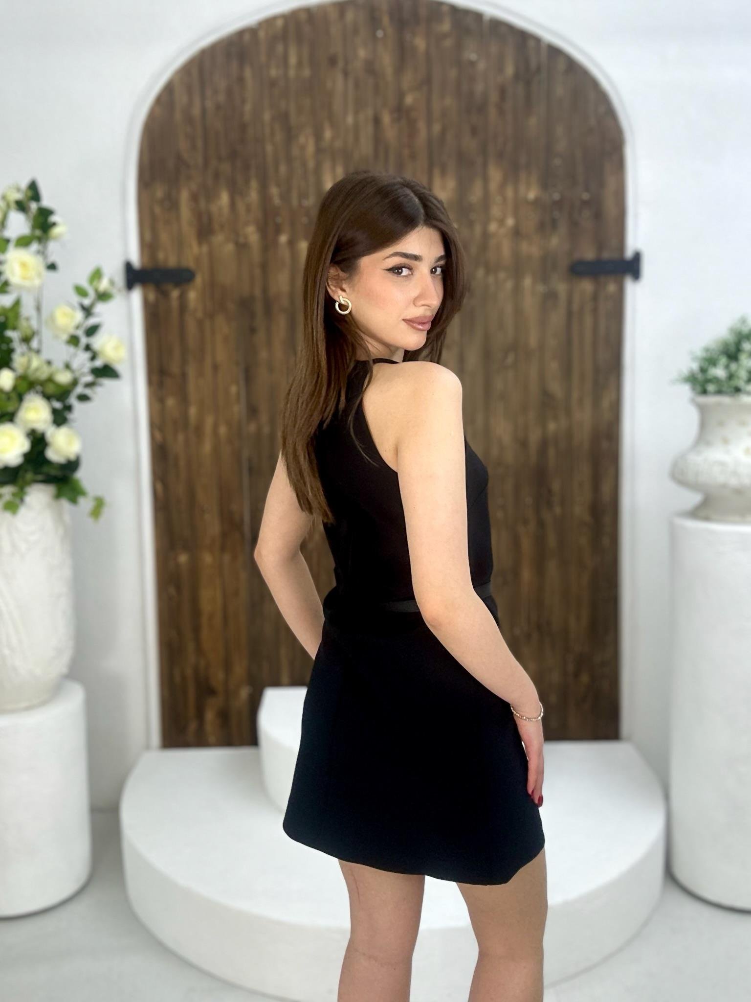 İnce Askılı Rahat Kalıp Mini Elbise Kemer Dahil Değildir Siyah