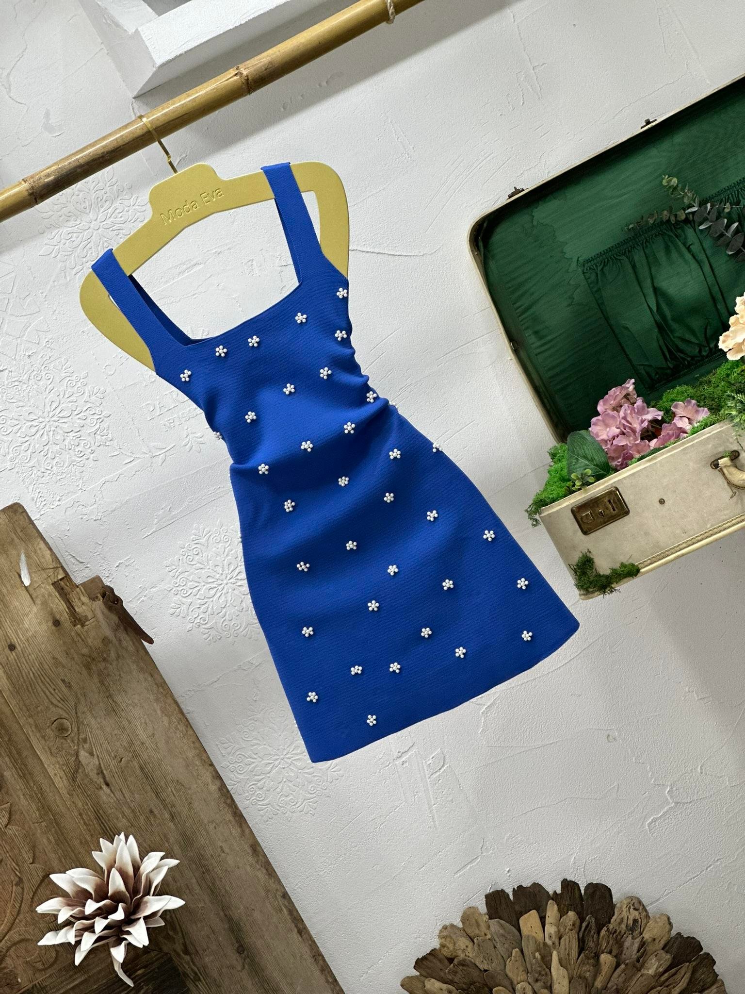 İnci Detaylı Kare Yaka Elbise