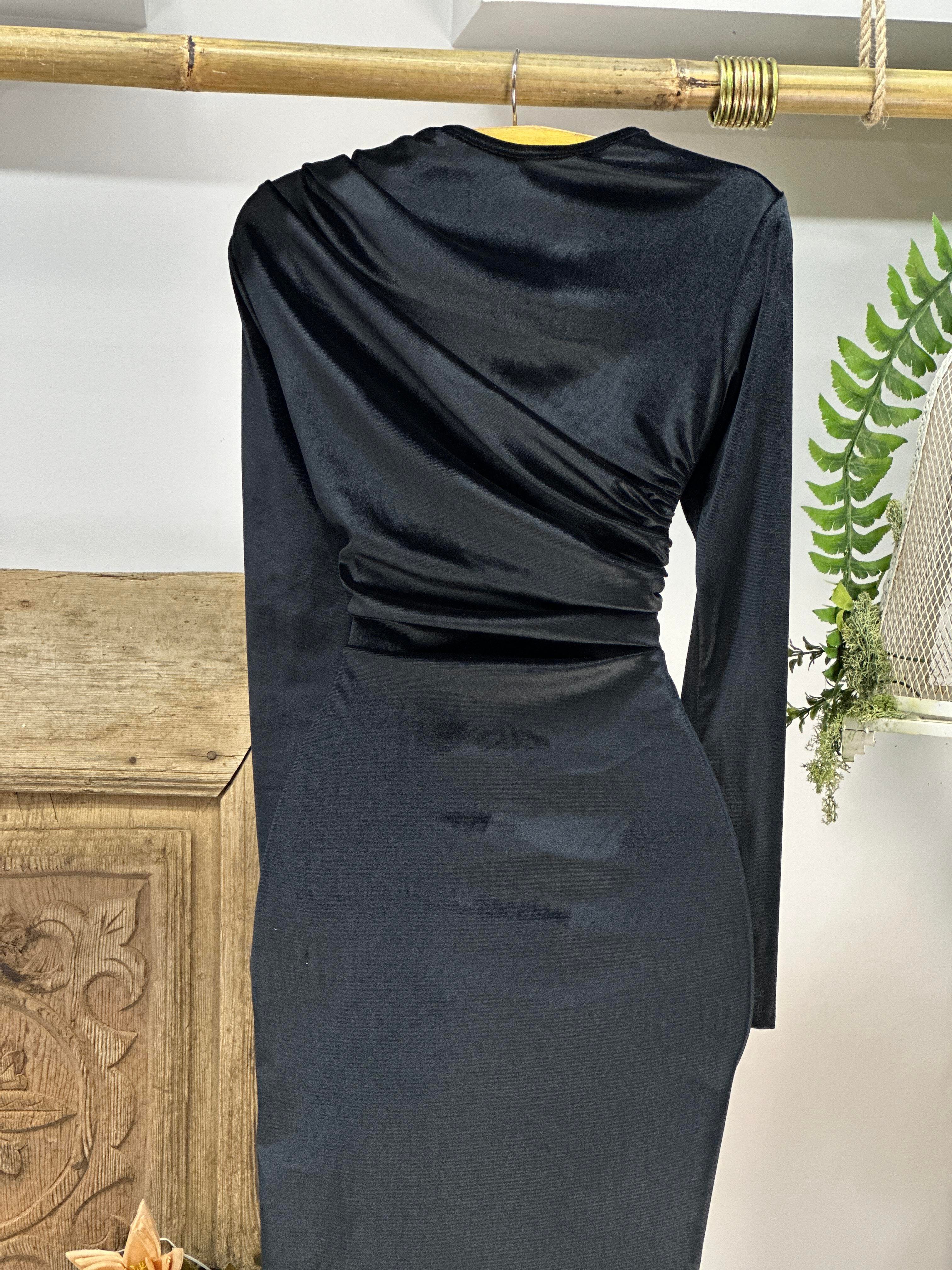 İnci Kadife Kumaş Drape Detaylı Uzun Tasarım Elbise 