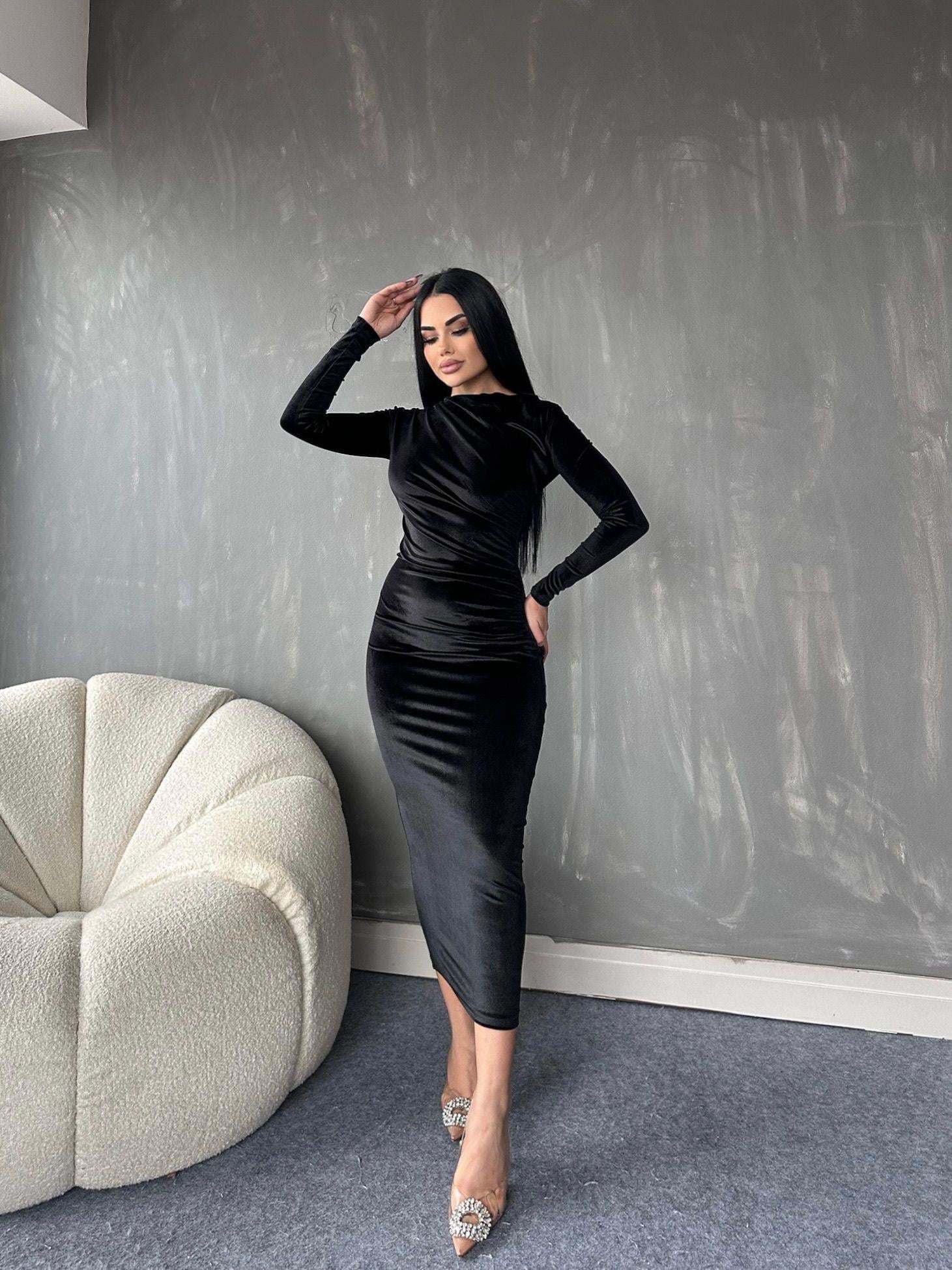 İnci Kadife Kumaş Drape Detaylı Uzun Tasarım Elbise 