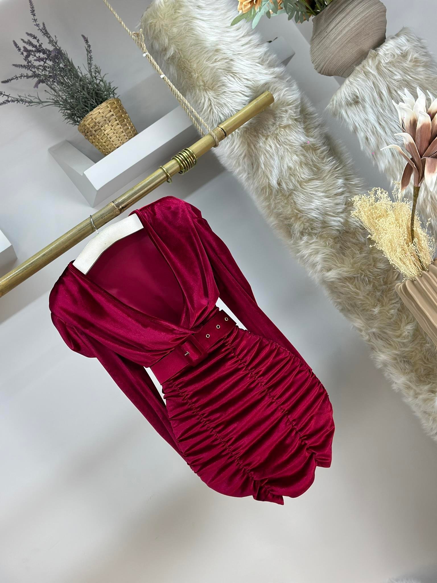 İnci Kadife Kumaş Drapeli Kaplama Kemerli Tasarım Elbise