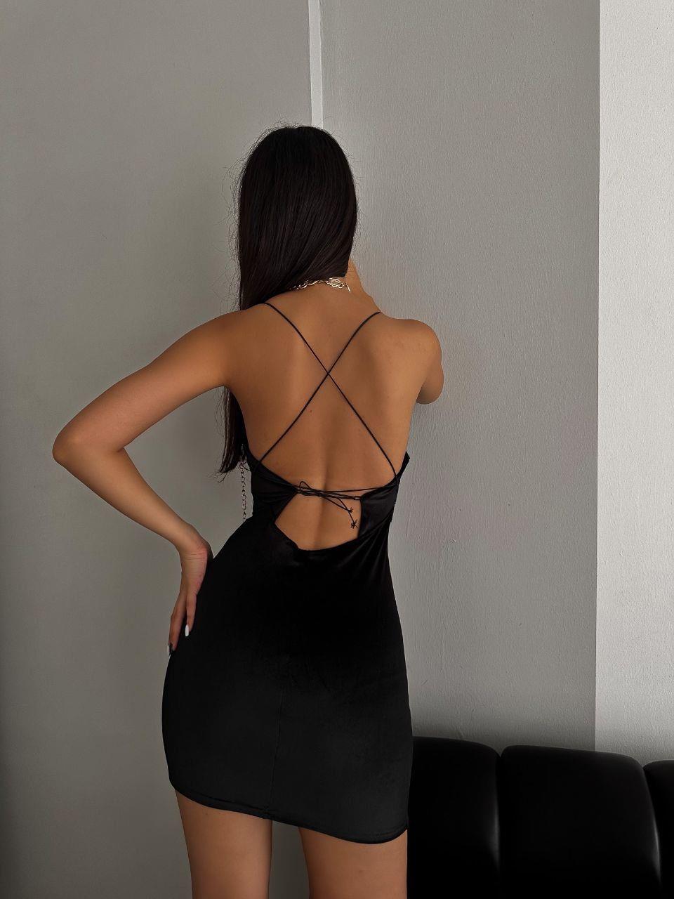 İnci Kadife Kumaş Sırt Çapraz Detaylı Tasarım Elbise