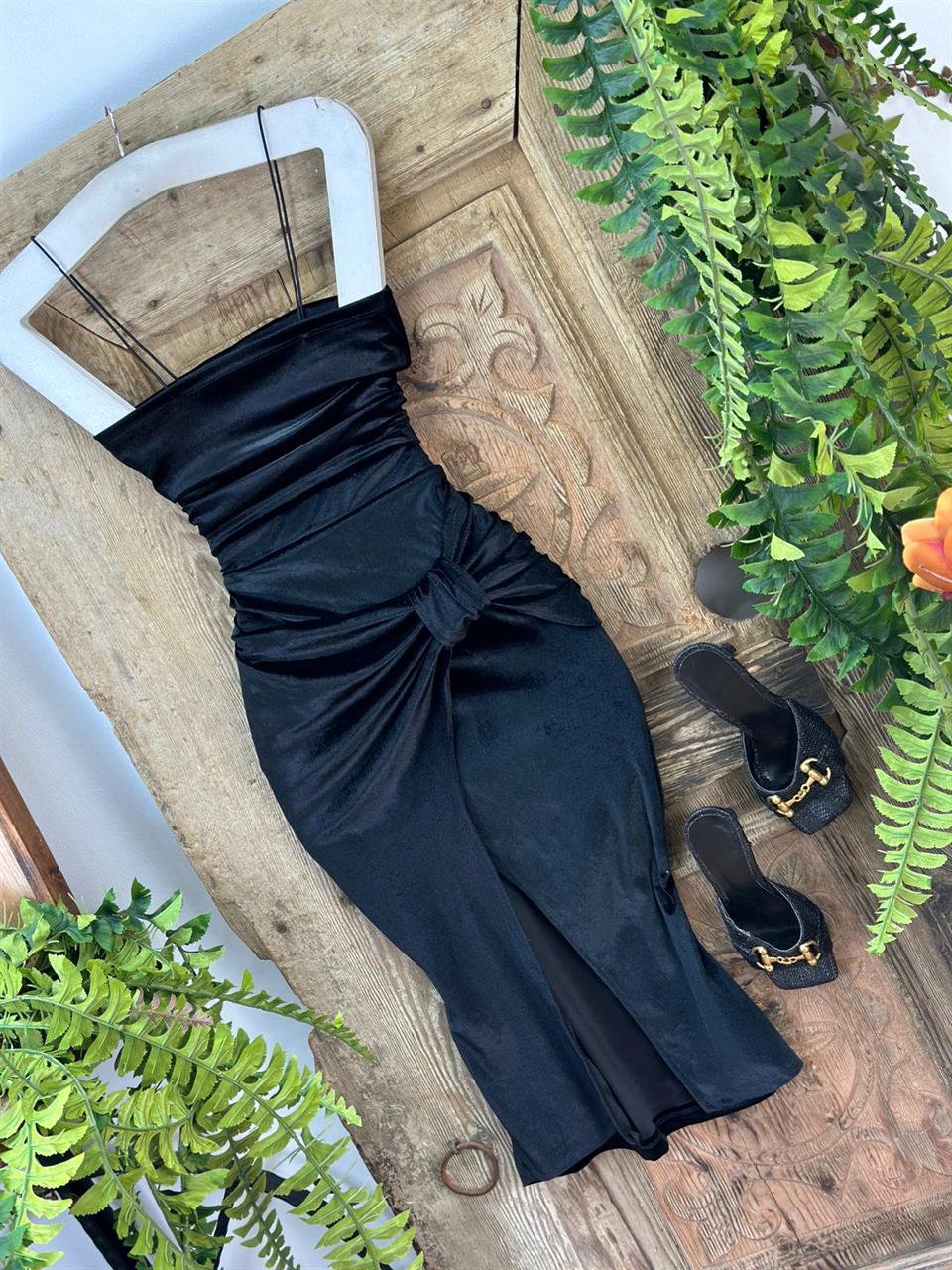 İnci Kadife Kumaş Tasarım Bağlama Detay Midi Boy Etek 