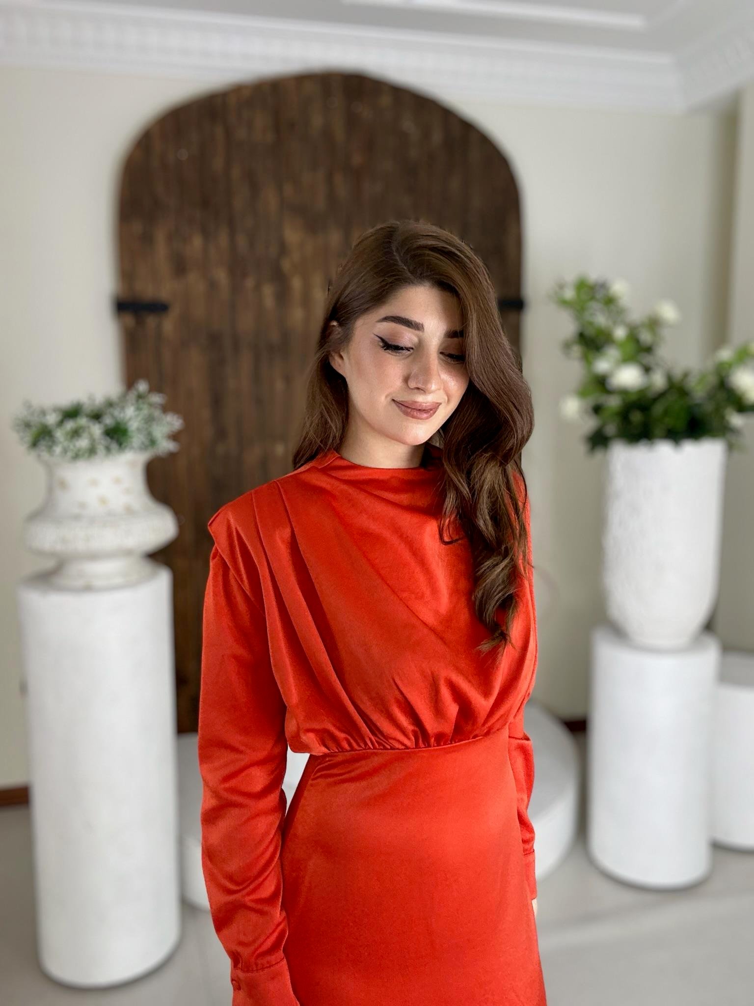 İpek Saten Kumaş Vatkalı Uzun Elbise