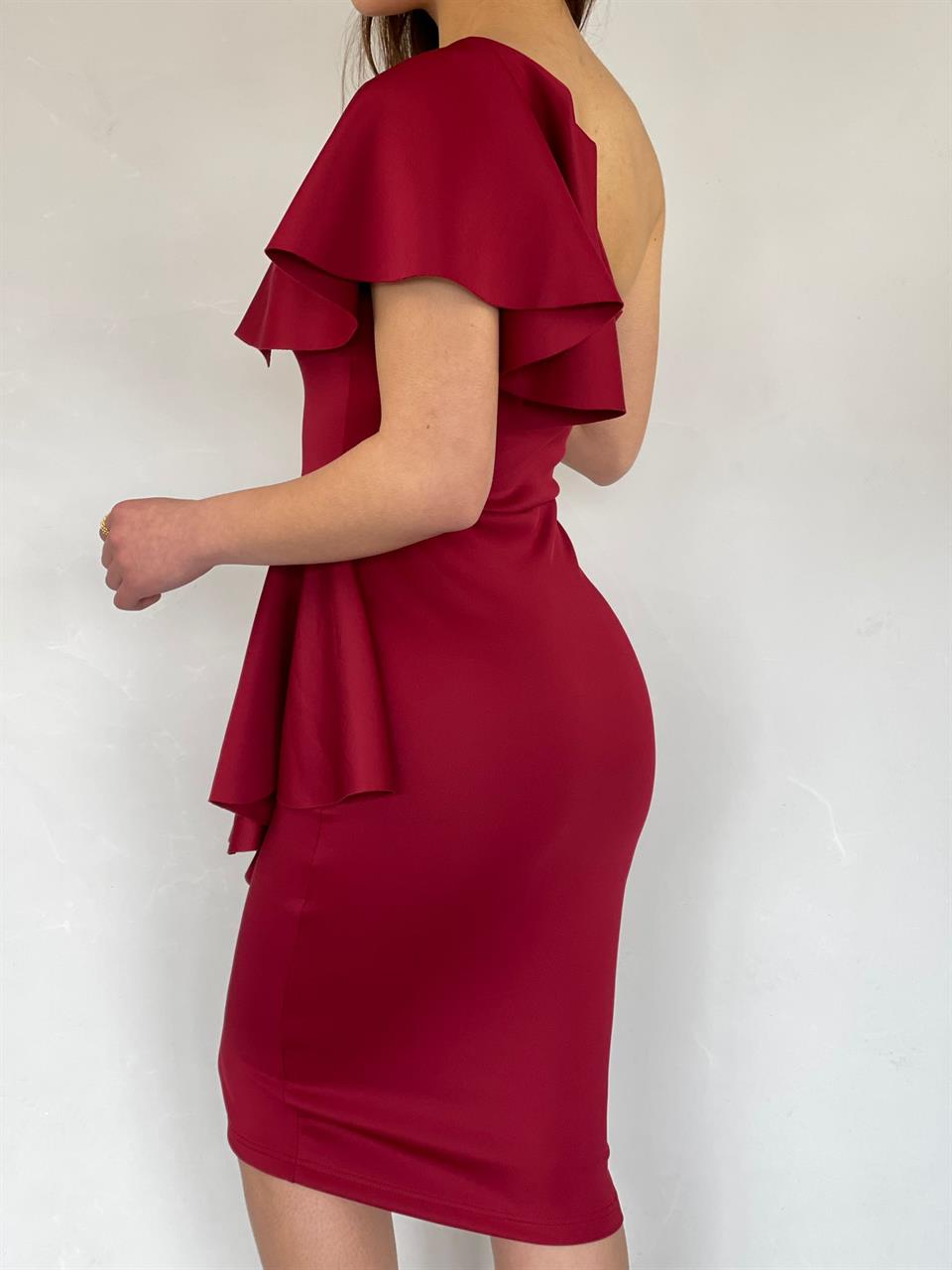 ithal Crep Dokuma Kumaş Tek Kol Volan Detay Kalem Elbise