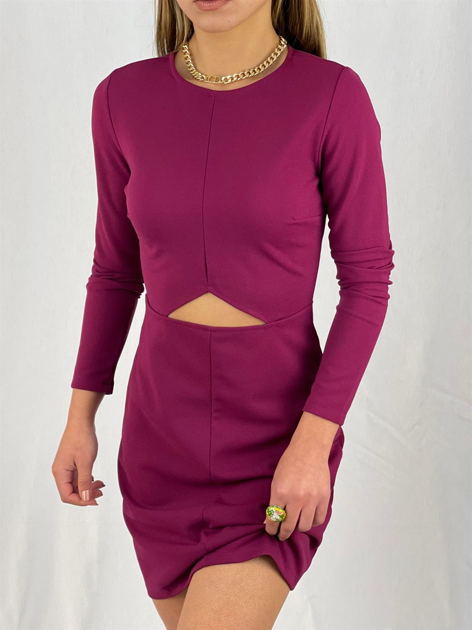 İthal Crep Dokuma Kumaş Yuvarlak Yaka Bel Pencere Detay Elbise