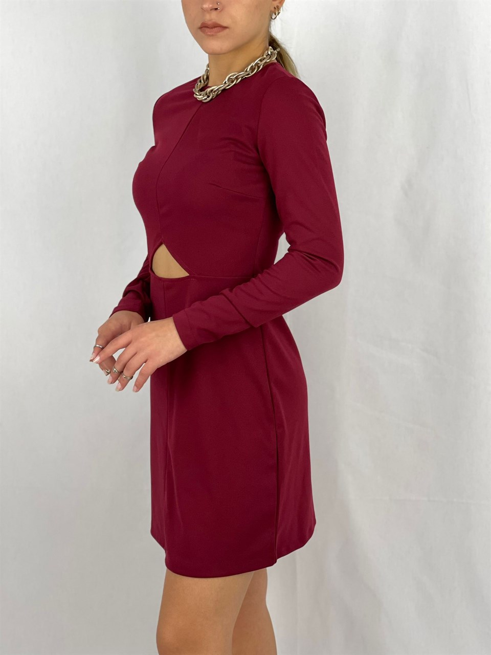 İthal Crep Dokuma Kumaş Yuvarlak Yaka Bel Pencere Detay Elbise