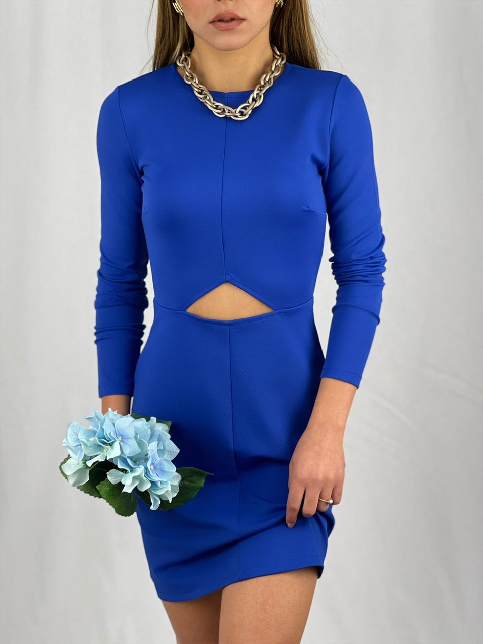 İthal Crep Dokuma Kumaş Yuvarlak Yaka Bel Pencere Detay Elbise