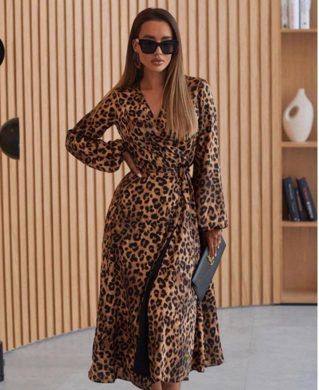 İthal Crep Kumaş Leopar Desen Anvalop Uzun Elbise 