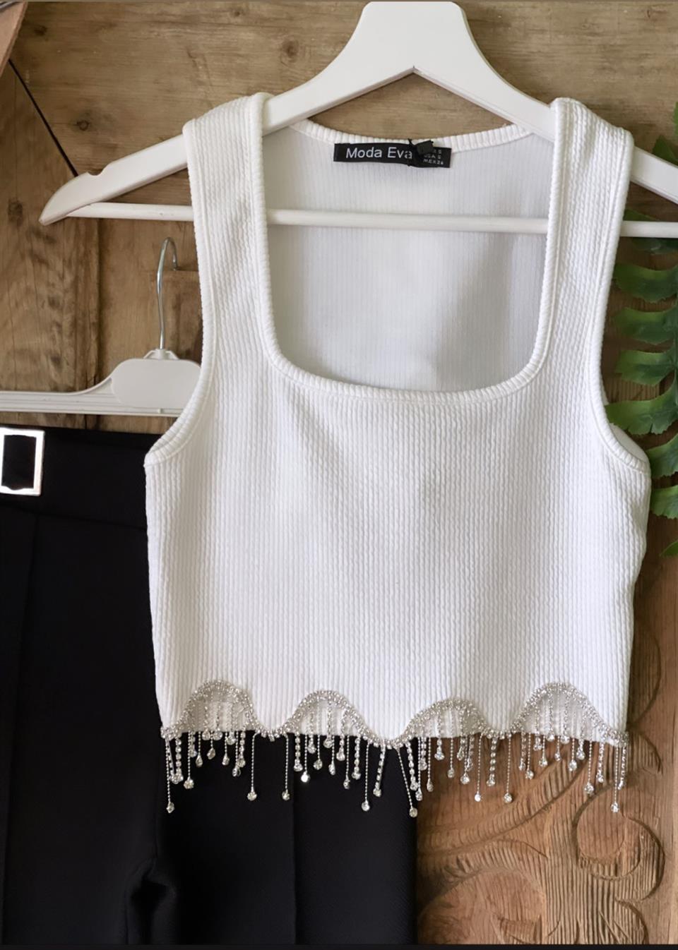 İthal Jakarlı Kumaş Kare Yaka Taş Zincirli Kolsuz Bluz