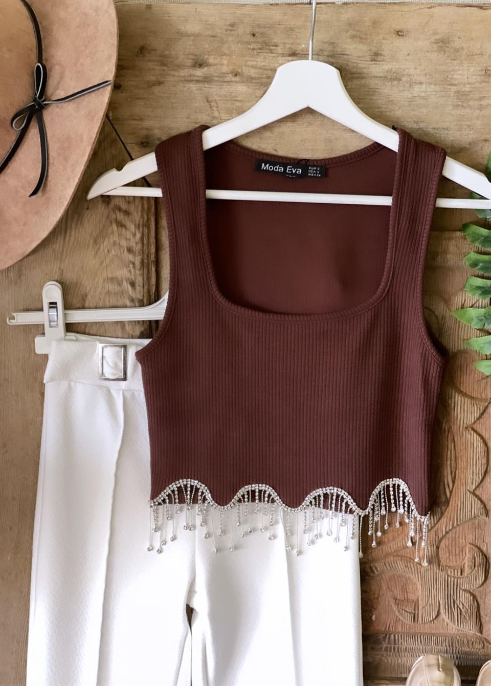 İthal Jakarlı Kumaş Kare Yaka Taş Zincirli Kolsuz Bluz