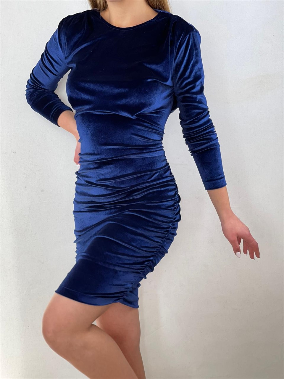 İthal Kadife Kumaş Drapeli Tasarım Elbise