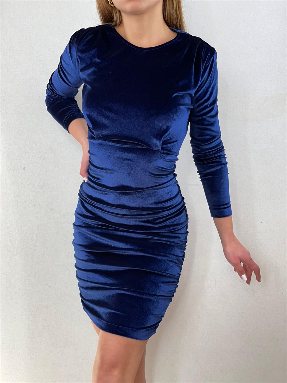 İthal Kadife Kumaş Drapeli Tasarım Elbise