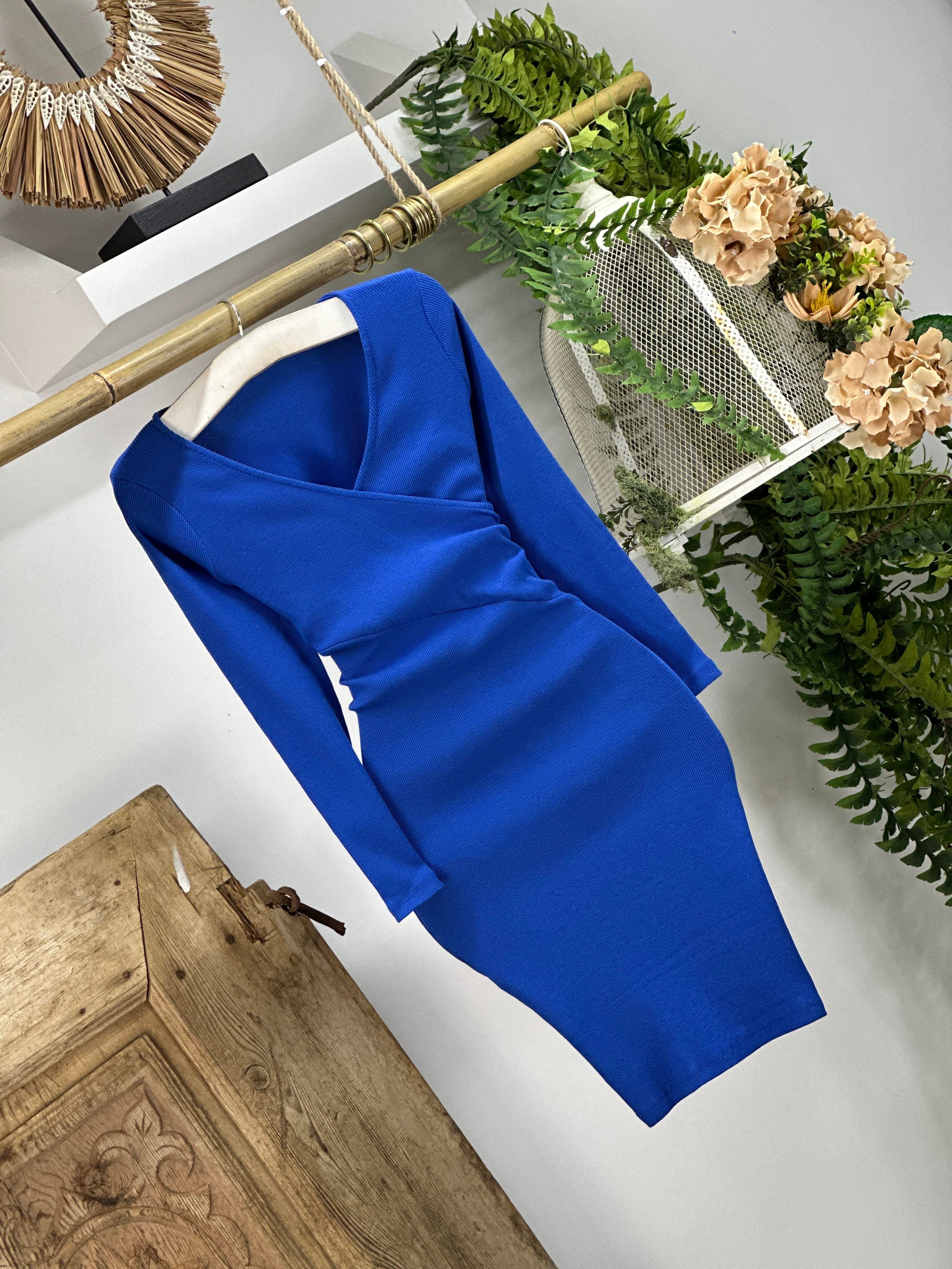 İthal Kaşkorse Kumaş Çapraz Yaka Detaylı Saks Kalem Elbisemiz