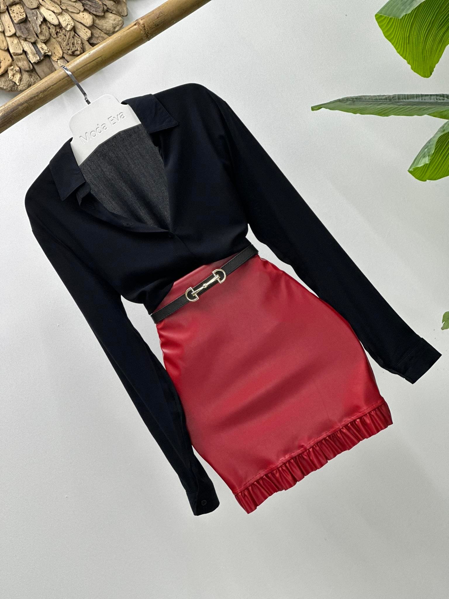 İthal Likralı Deri Fırfır Detaylı Kırmızı Etek