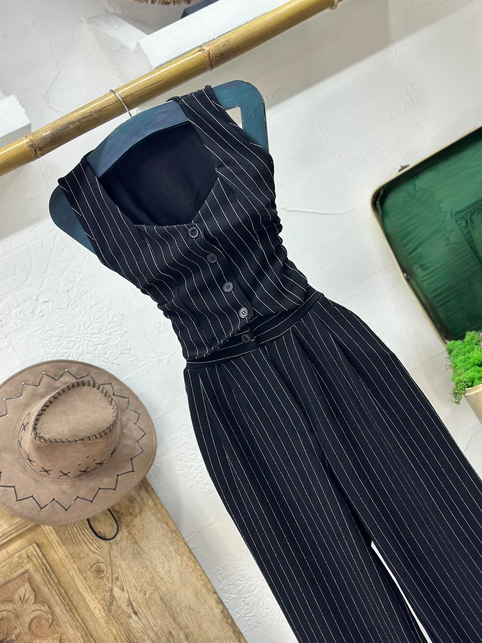 İthal Örme Crep Kumaş Çizgi Desen Yelek