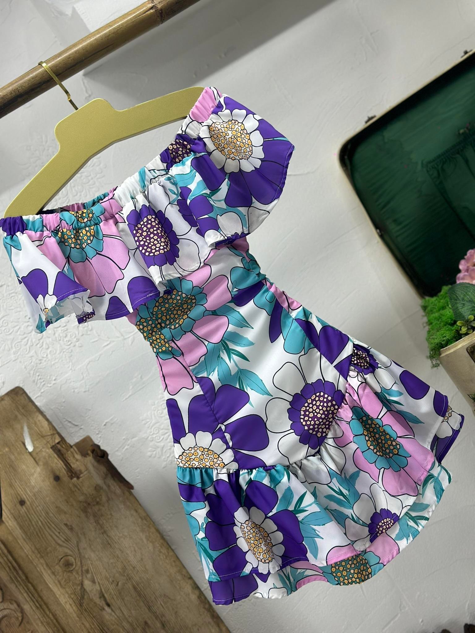 İthal Ottom Kumaş Madonna Yaka Tasarım Elbise