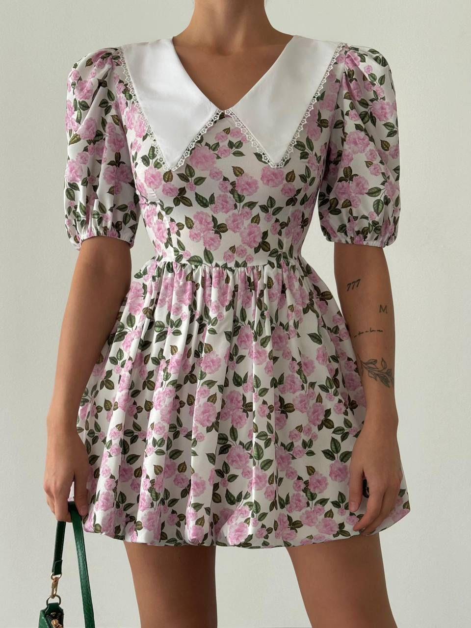 Jenifer Kumaş Çiçek Desen Yaka Güpür Detaylı Tasarım Elbise