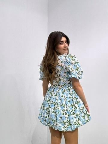 Jenifer Kumaş Çiçek Desen Yaka Güpür Detaylı Tasarım Elbise