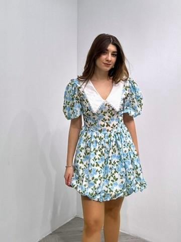 Jenifer Kumaş Çiçek Desen Yaka Güpür Detaylı Tasarım Elbise