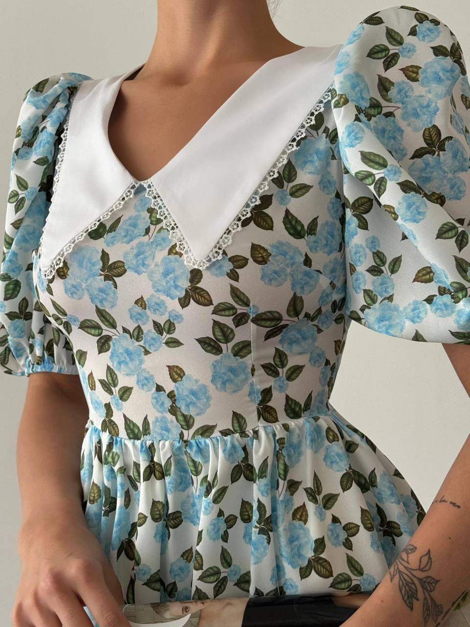 Jenifer Kumaş Çiçek Desen Yaka Güpür Detaylı Tasarım Elbise