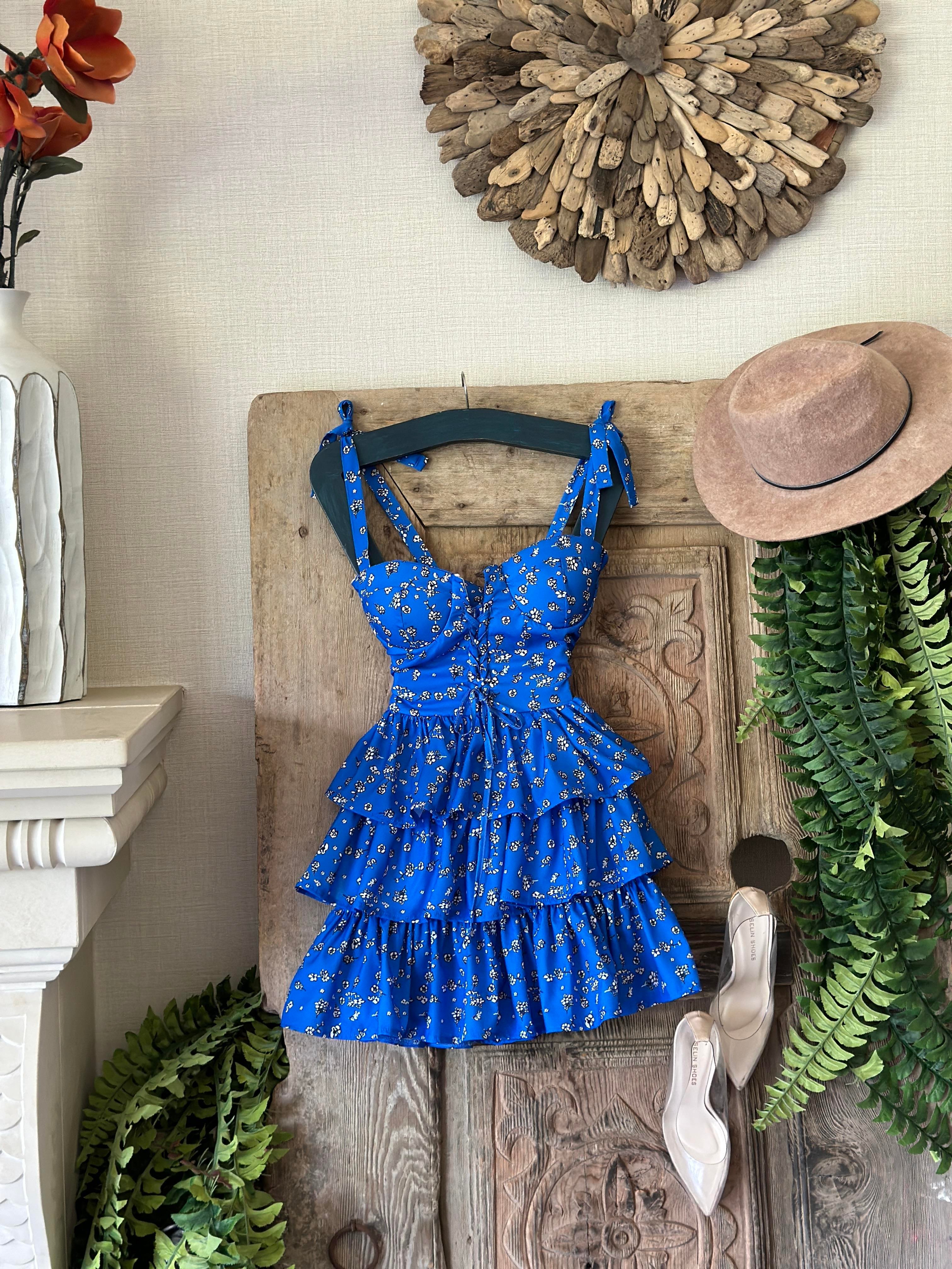 Jenifer Kumaş Çıtır Desen Kuşgözü Detay Kat Etekli Renkli Elbise