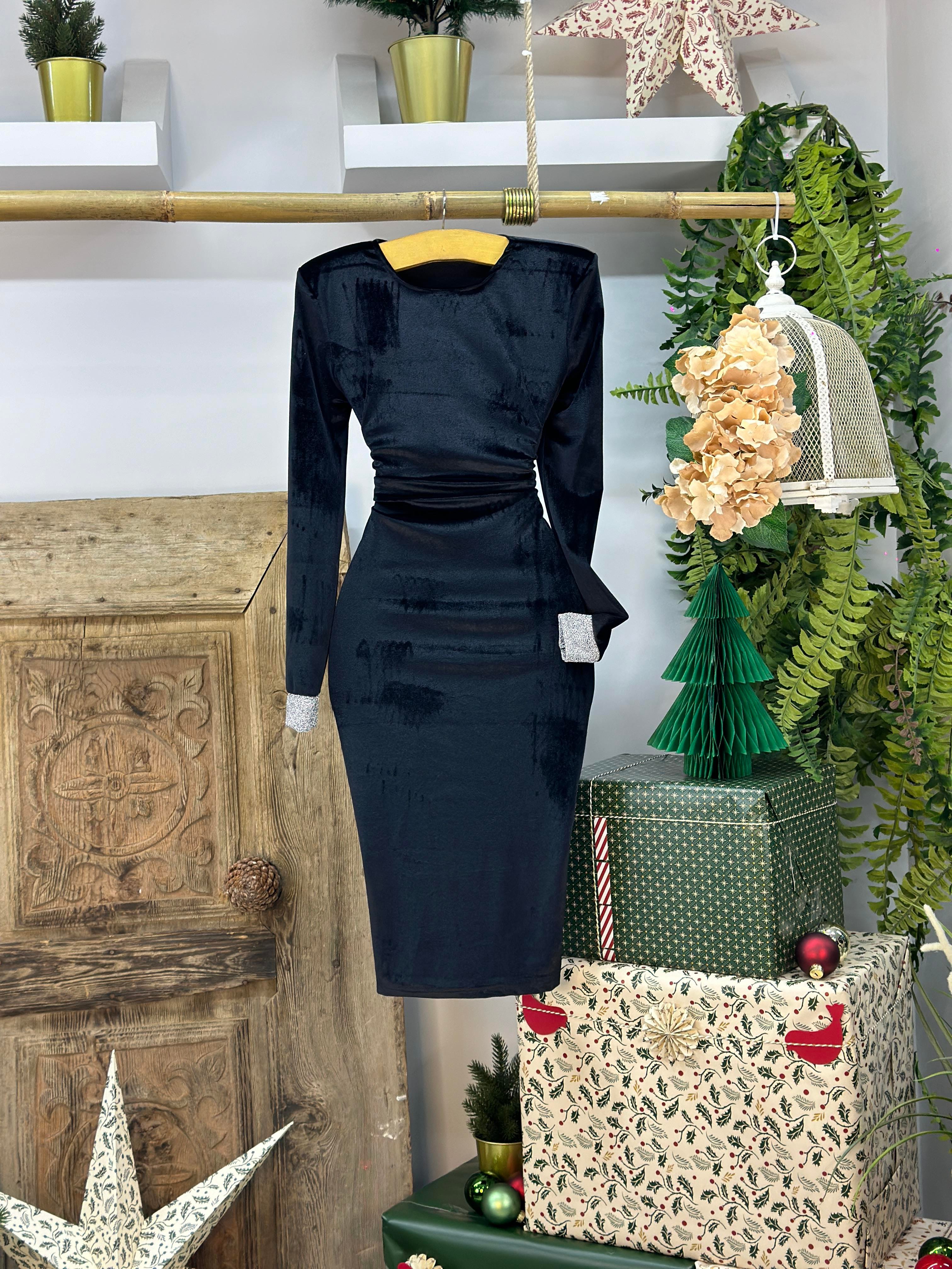 Kadife Kumaş Kolu Sim Detaylı Vatkalı Kalem Elbise 