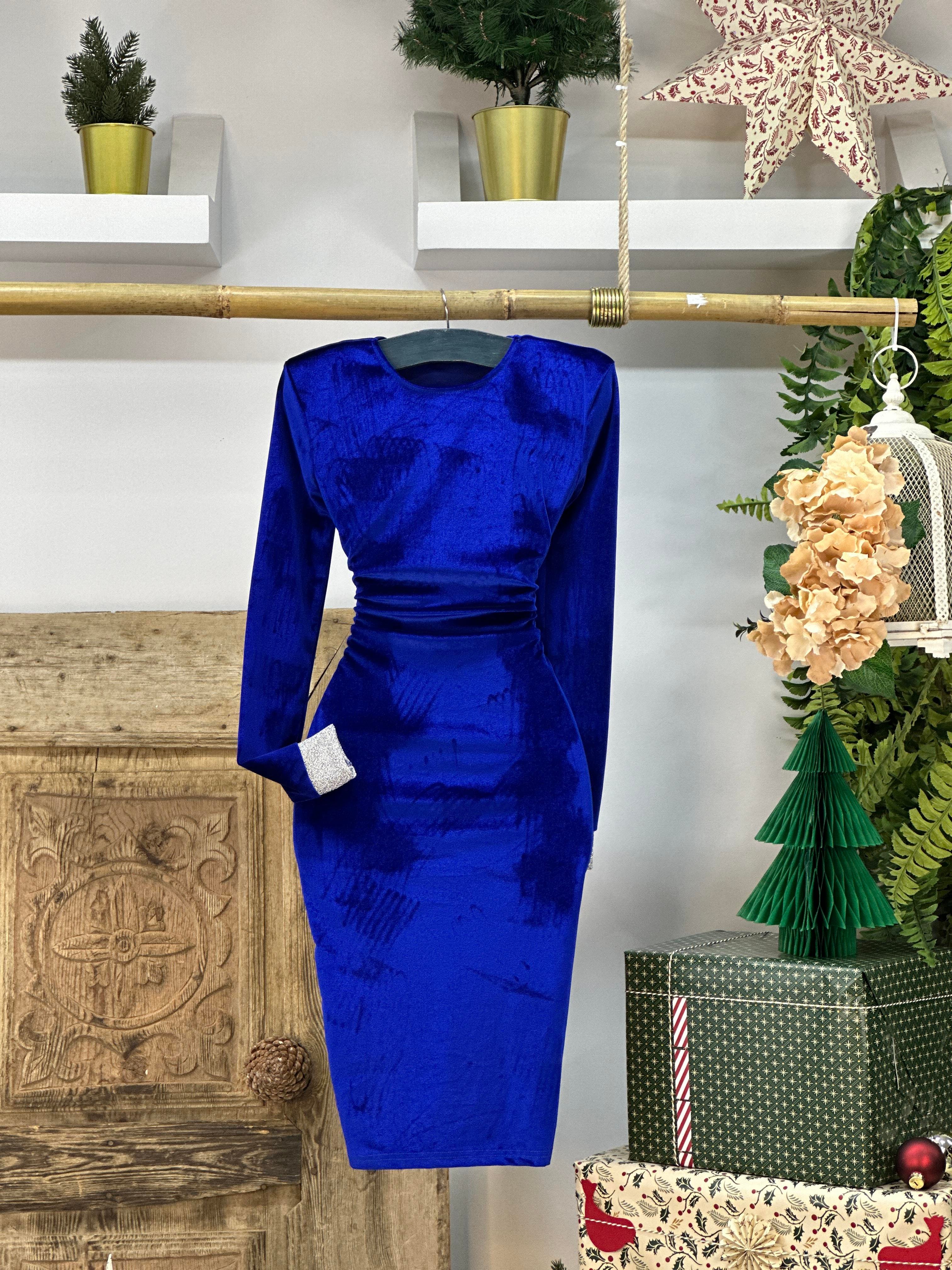 Kadife Kumaş Kolu Sim Detaylı Vatkalı Kalem Elbise 