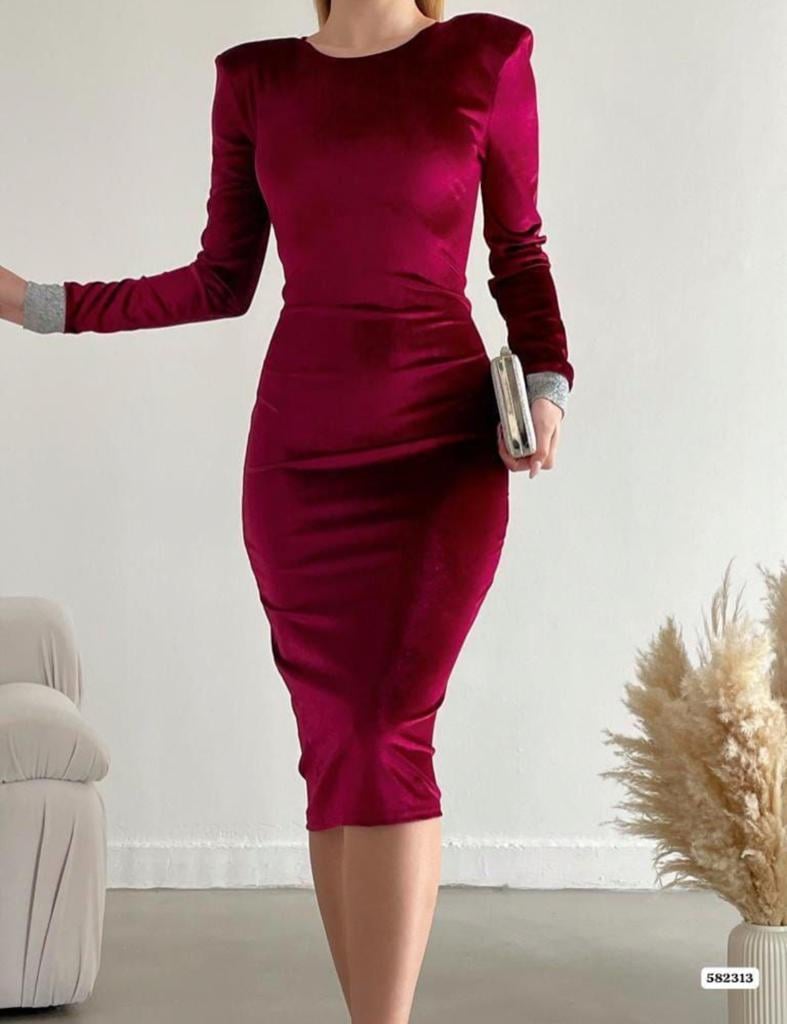 Kadife Kumaş Kolu Sim Detaylı Vatkalı Kalem Elbise 