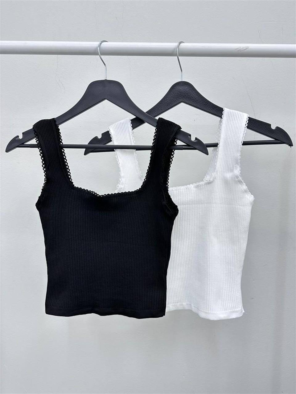 Kare Yaka Su Yolu Dantel Detaylı Kaşkorse Atlet 