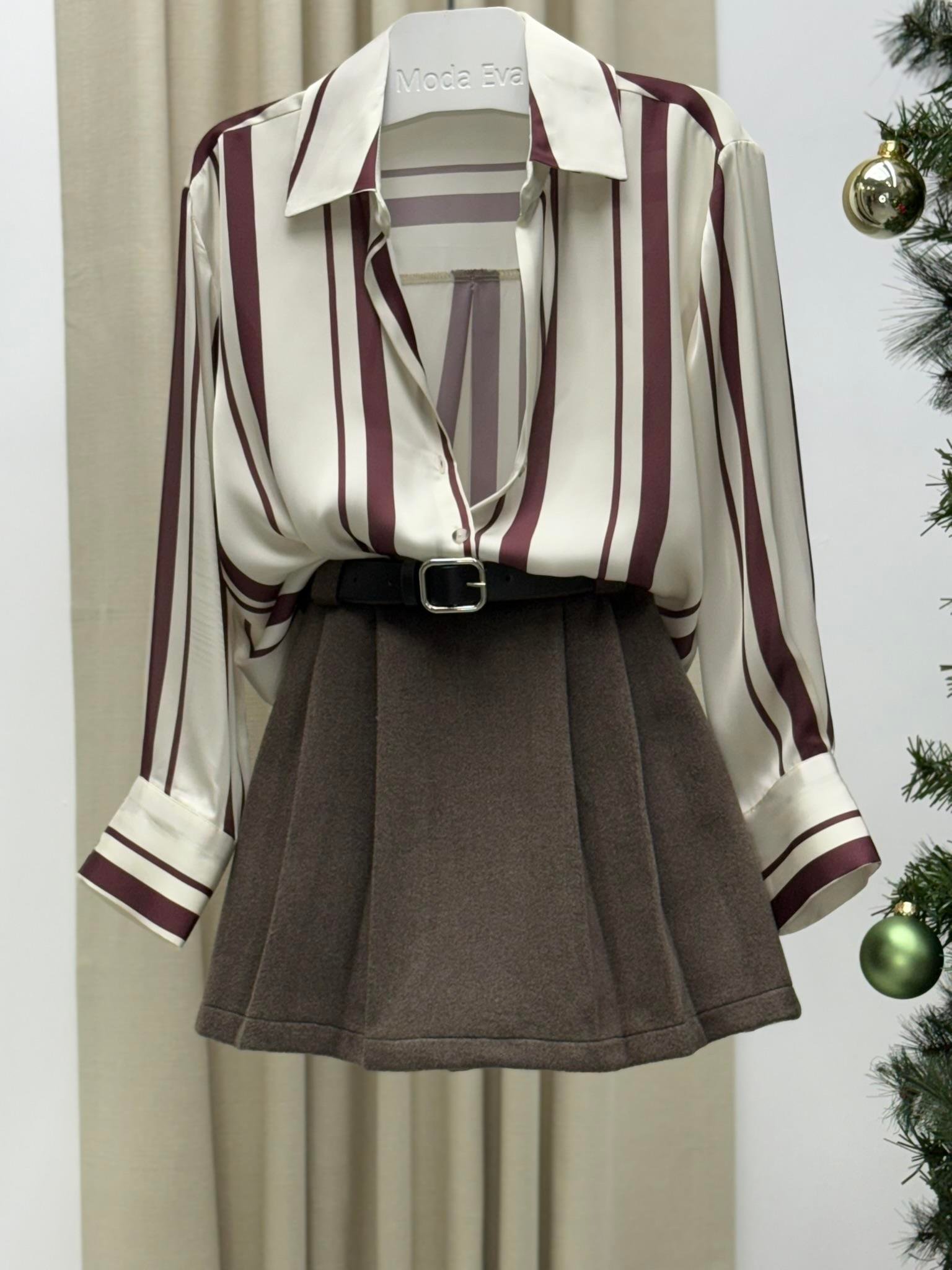 Kaşe Kumaş Kemerli Pileli Şort Etek Kahverengi