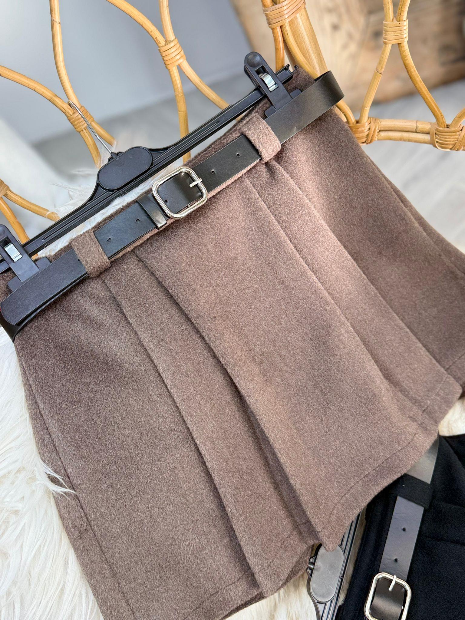 Kaşe Kumaş Kemerli Pileli Şort Etek Kahverengi