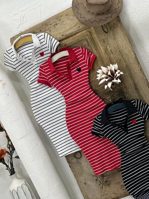 Kaşkorse Kumaş Çizgi Desen Kalp Nakışlı Polo Yaka Elbise