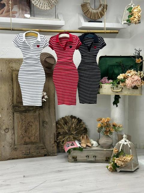 Kaşkorse Kumaş Çizgi Desen Kalp Nakışlı Polo Yaka Elbise