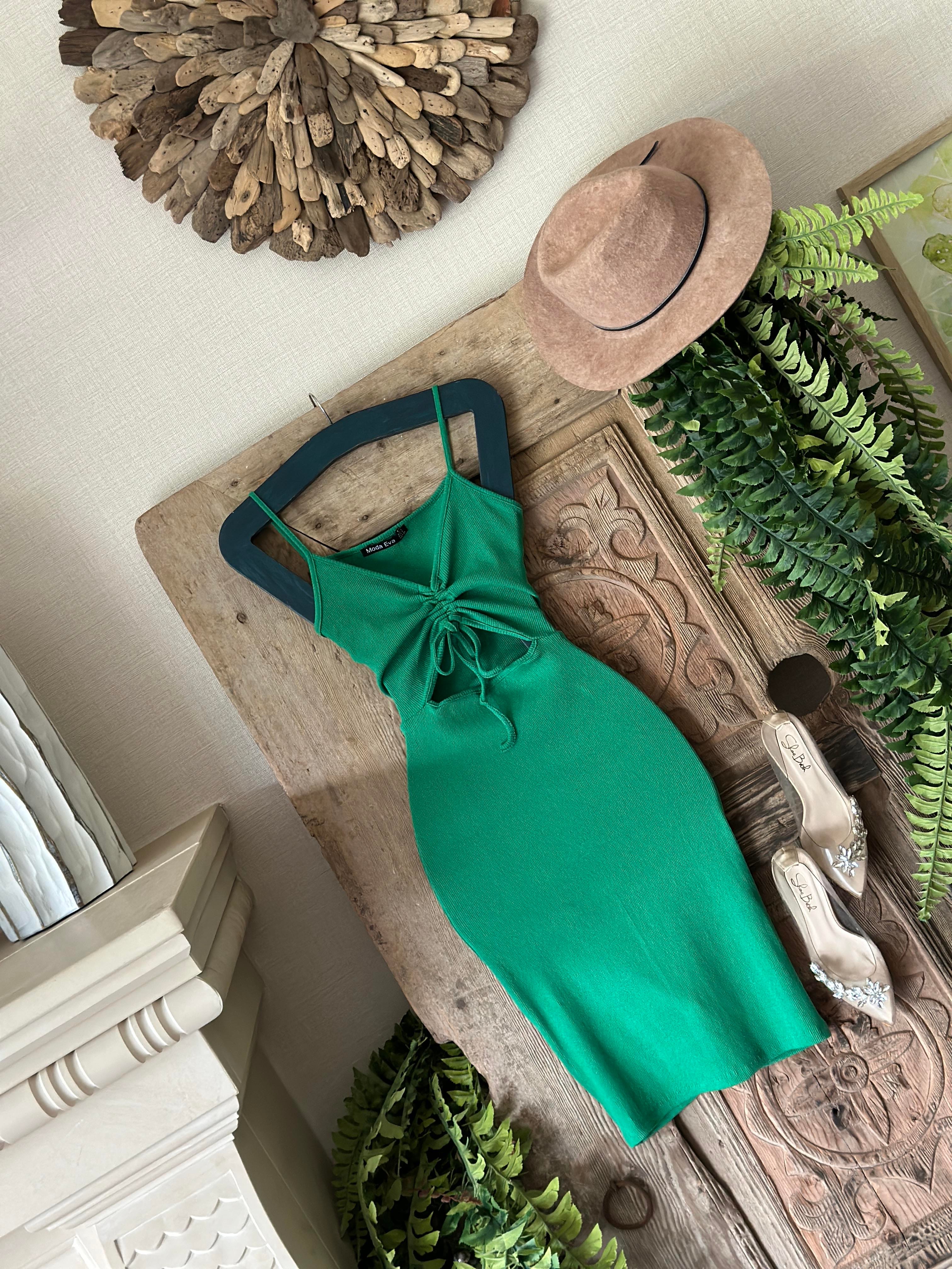 Kaşkorse Kumaş Göğüs Büzgülü Likralı Elbise