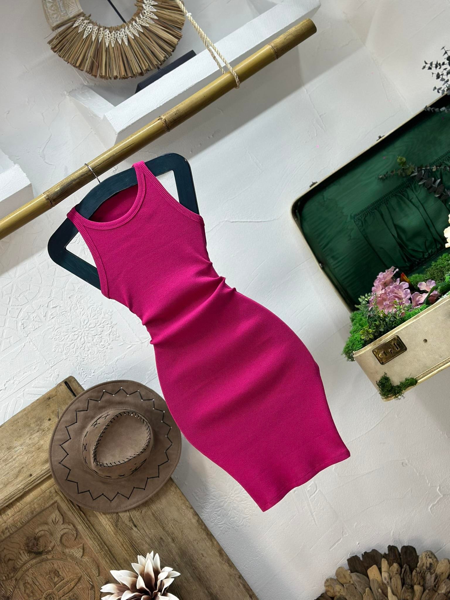 Kaşkorse Kumaş Halter Yaka Basic Kalem Elbise