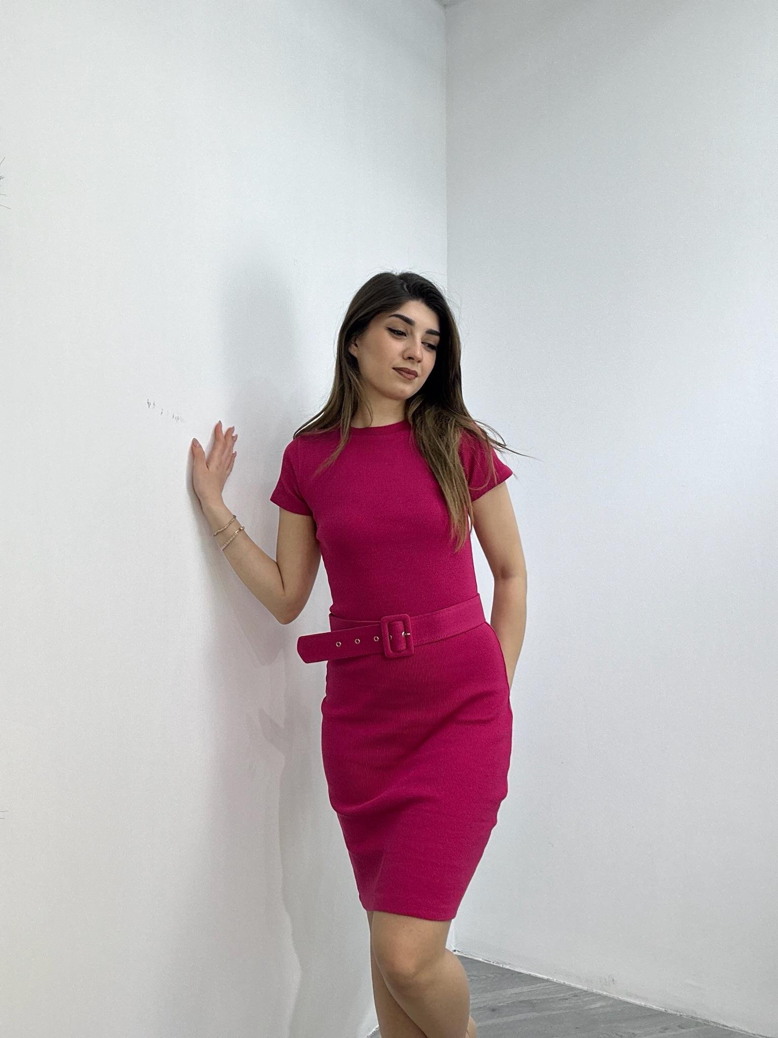 Kaşkorse Kumaş Kaplama Kemerli Kısa Kollu  Kalem Elbise 