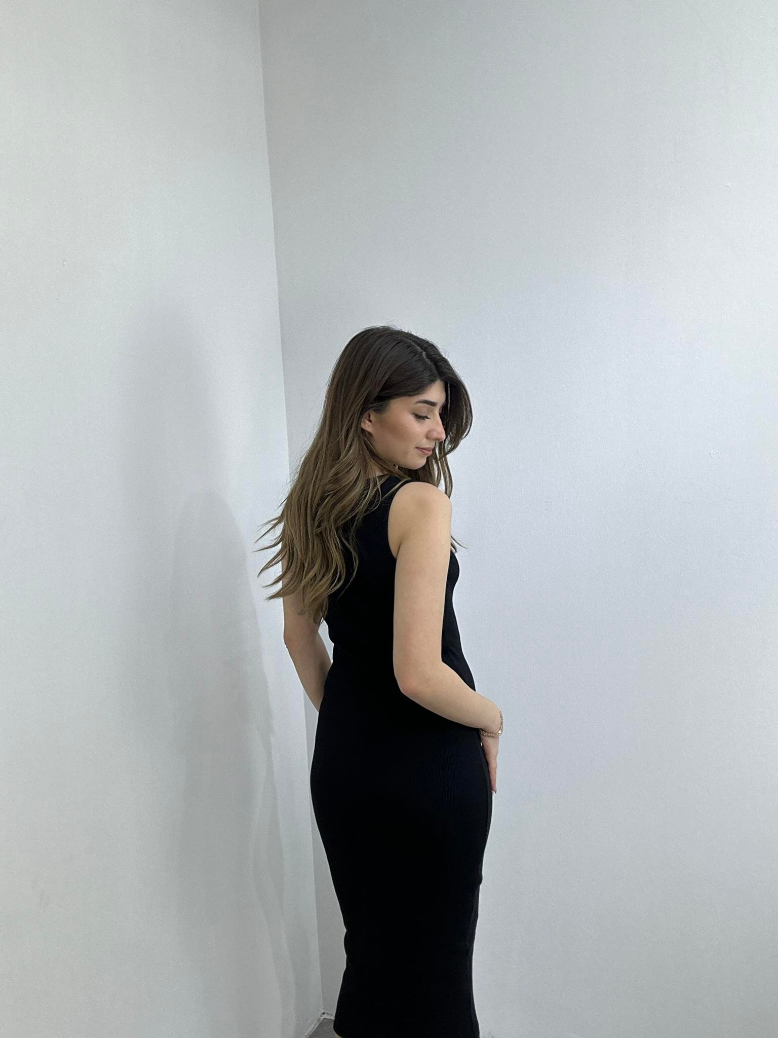 Kaşkorse Kumaş Kare Kalem Elbisemiz Siyah