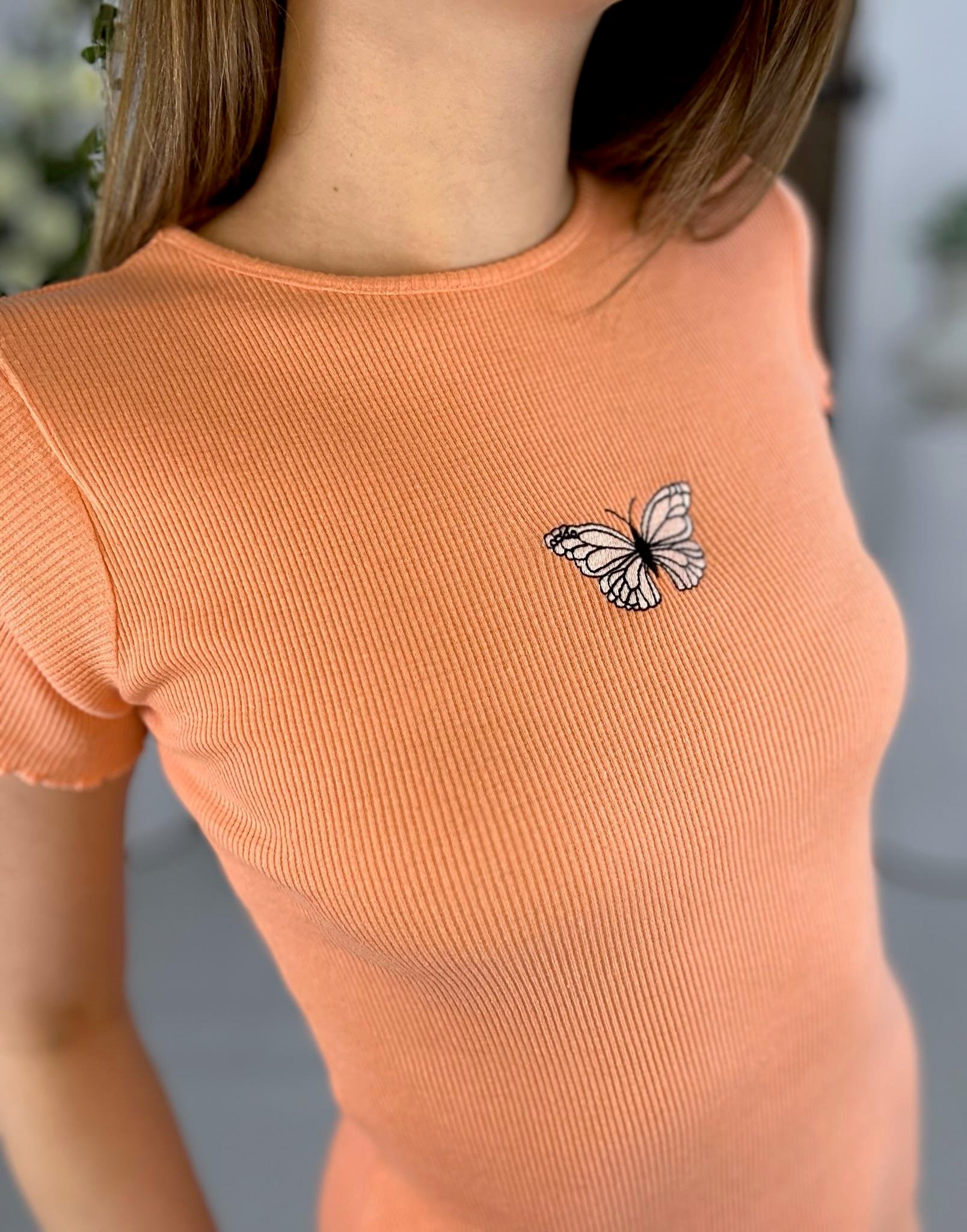 Kaşkorse Kumaş Kelebek Nakışlı Kalem Model Elbise