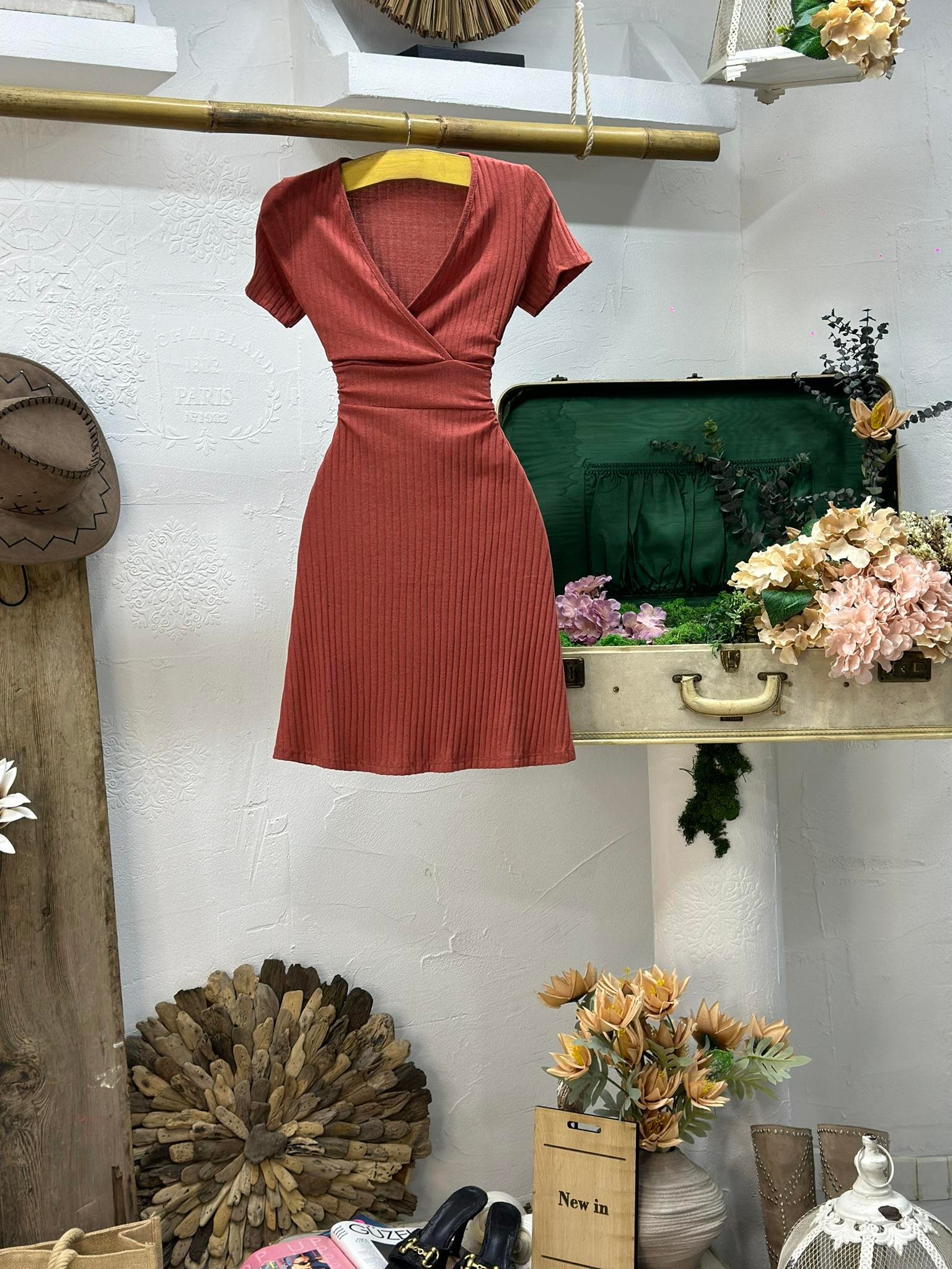 Kaşkorse Kumaş Kruvaze Yaka Kloş Elbise