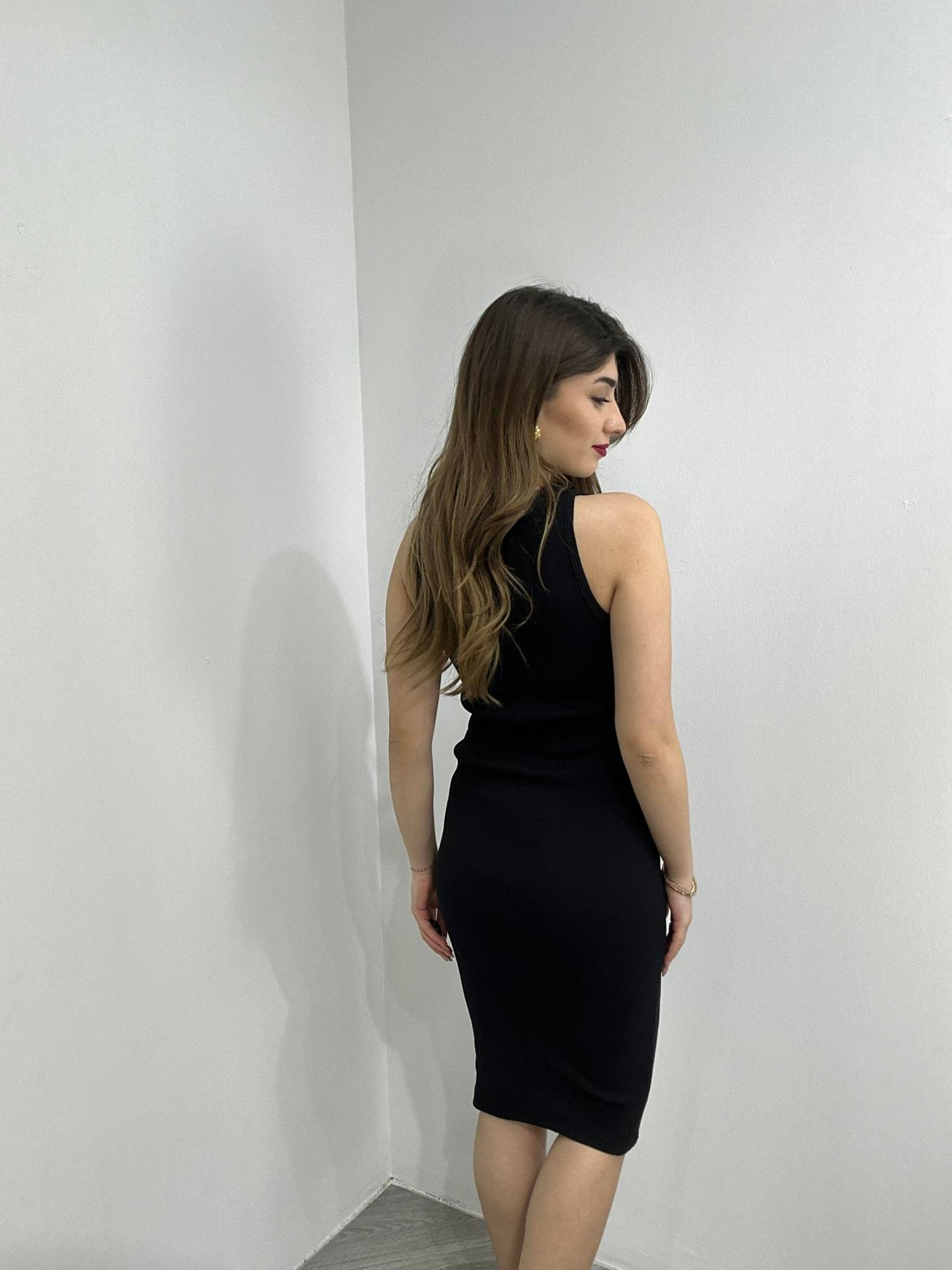 Kaşkorse Kumaş Yaka Detay Kalın Askılı Kalem Elbisemiz 