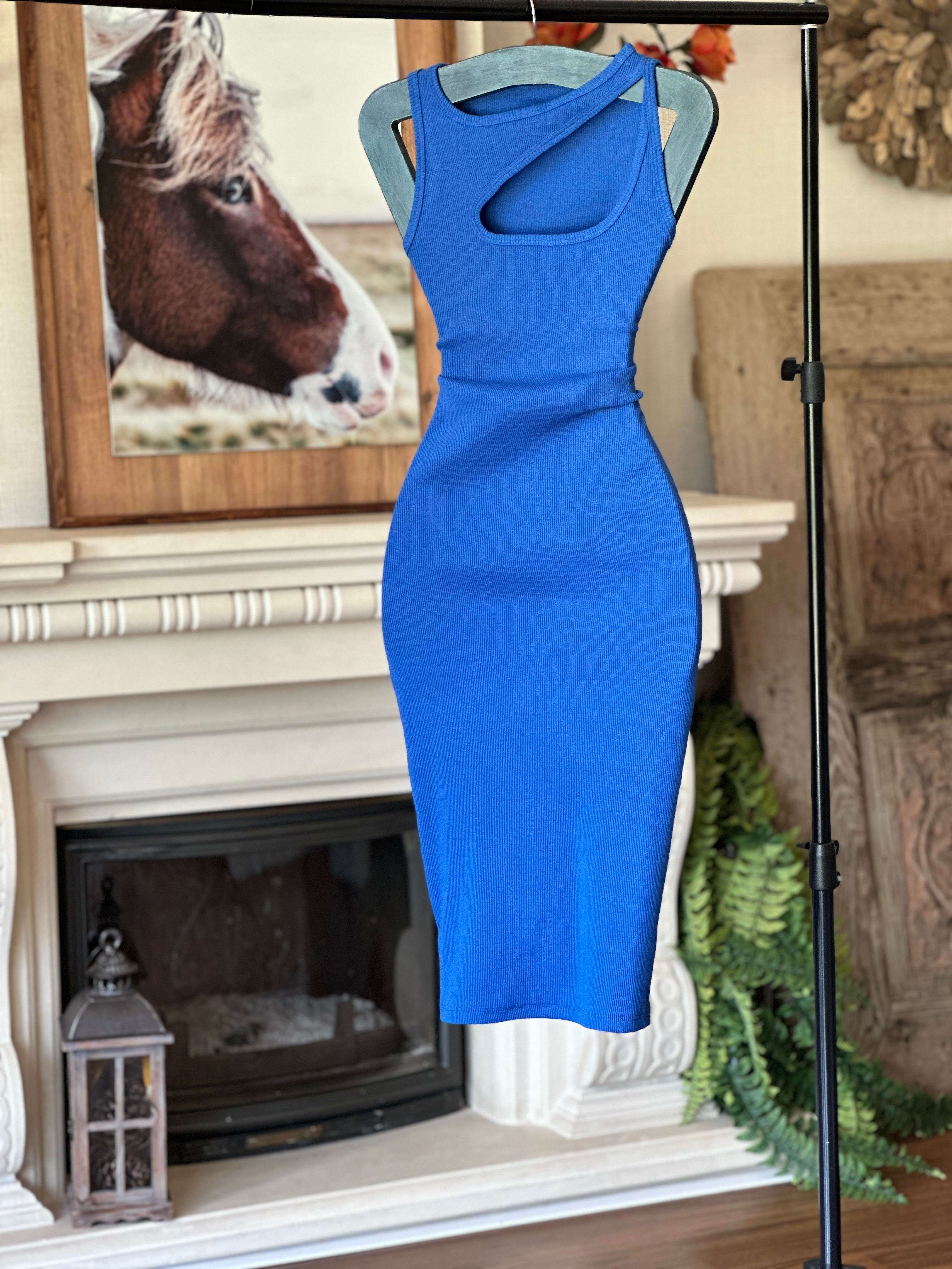 Kaşkorse Kumaş Yaka Detay Kalın Askılı Kalem Elbisemiz 