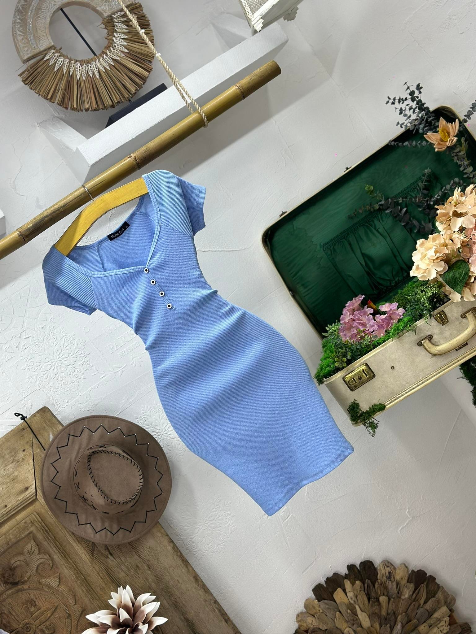 Kaşkorse Kumaş Yakası Düğmeli Kısa Kollu Elbise