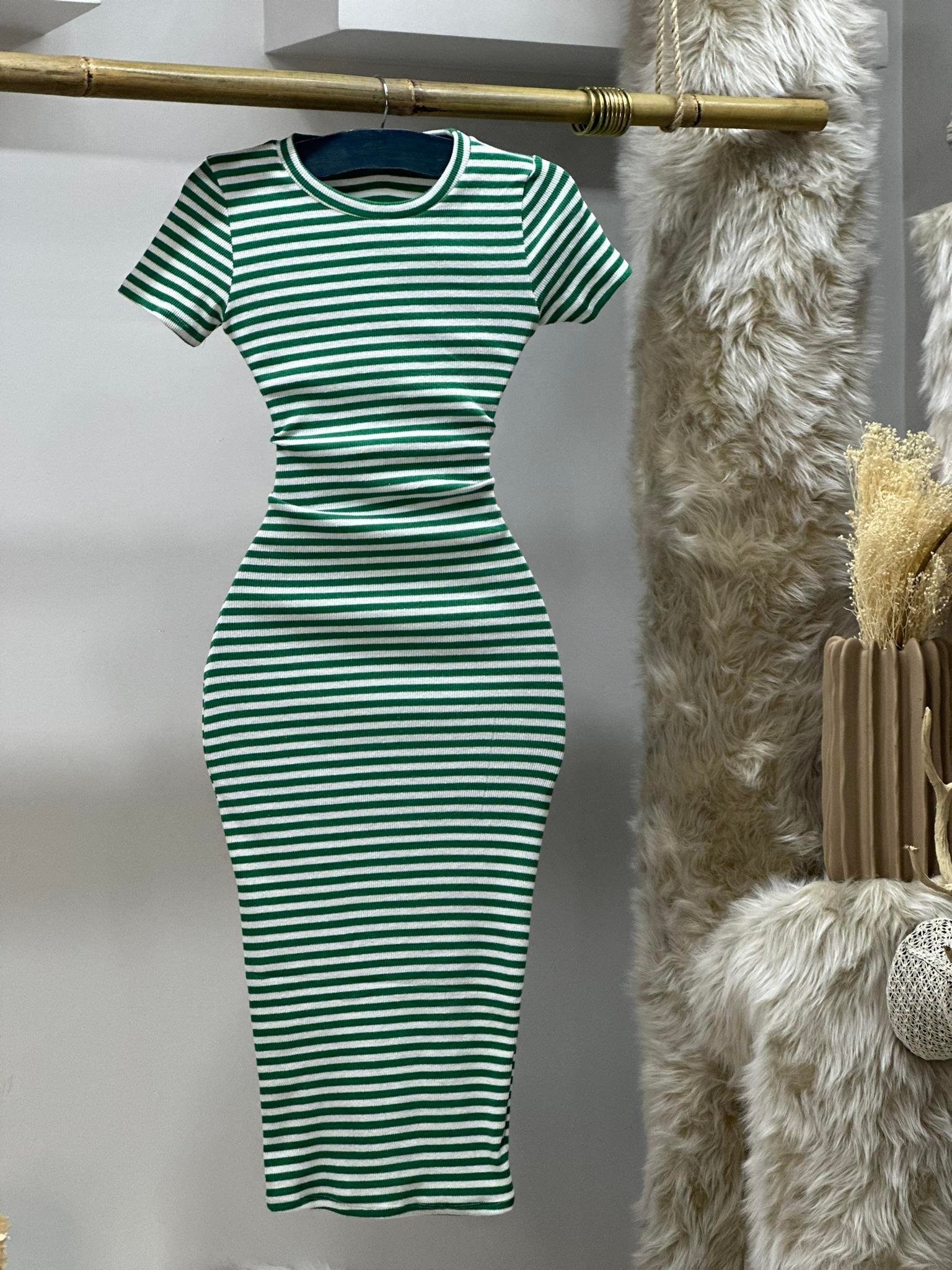 Kaşkorse Kumaş Yuvarlak Yaka Çizgi Desen Kalem Elbise