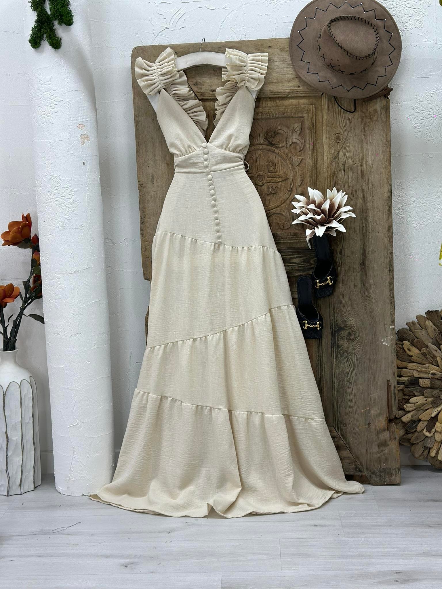 Keten Kumaş Fırfır Detaylı Kaplama Düğmeli Tasarım Uzun Elbise