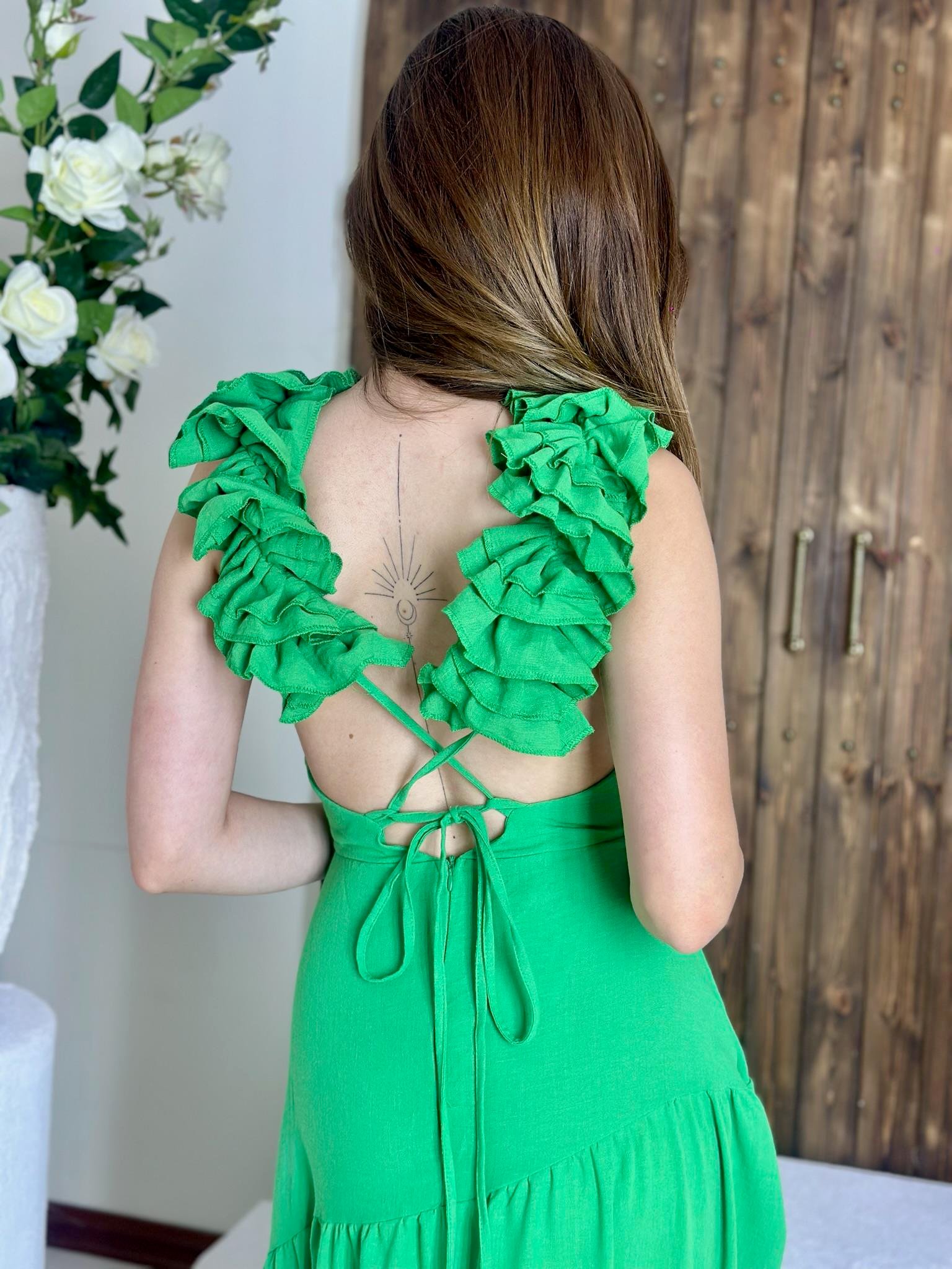 Keten Kumaş Fırfır Detaylı Kaplama Düğmeli Tasarım Uzun Elbise