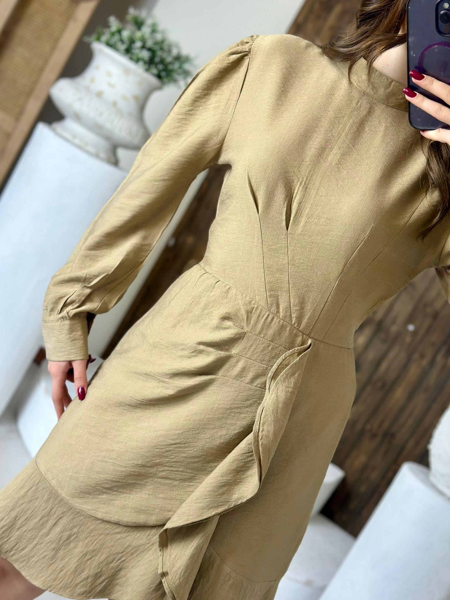 Keten Kumaş Volanlı Elbise