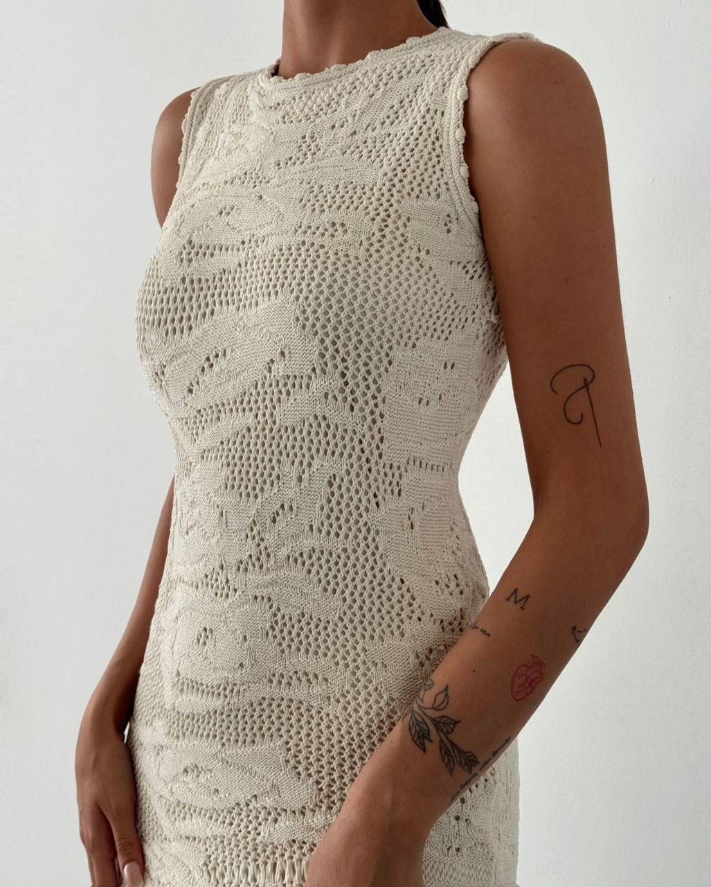 Kolsuz Krem Triko Elbise