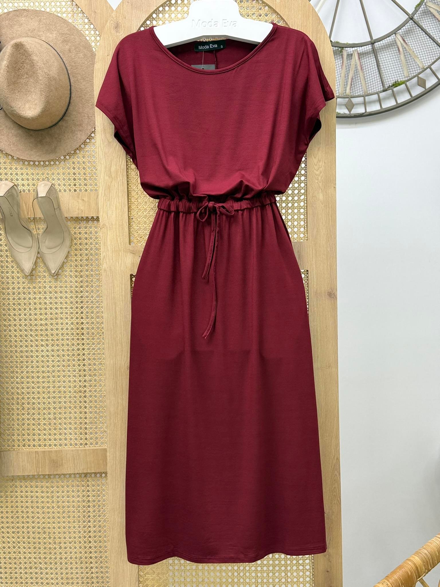 Kristal Pamuk Kumaş Bel Büzgülü Midi Boy Elbise Bordo