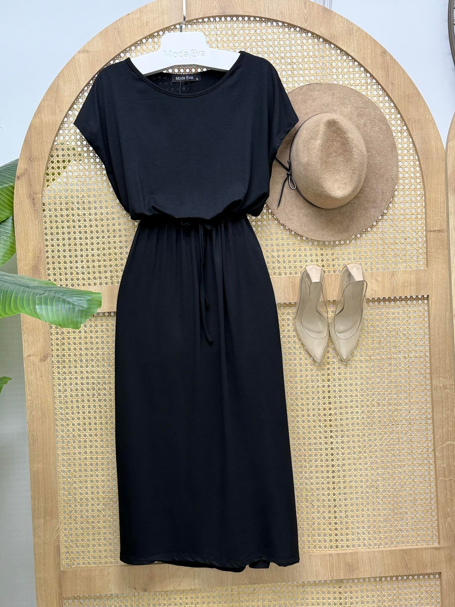 Kristal Pamuk Kumaş Bel Büzgülü Midi Boy Elbise Siyah